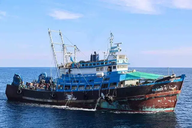 Oman: MAFWR suspends fishing license applications