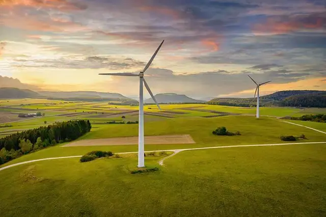 Saudi ACWA Power agrees to acquire stakes in 5 wind power projects in China