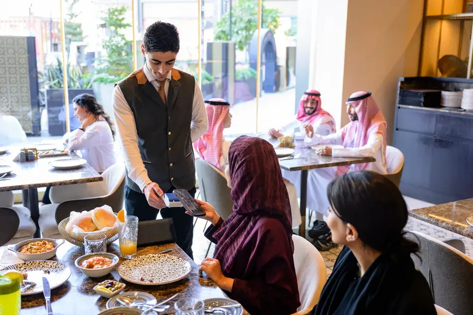 Saudi business confidence climbs to 56.7 points on industry, services gains